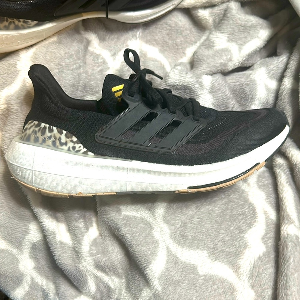 Adidas Uktra Boost Leopard